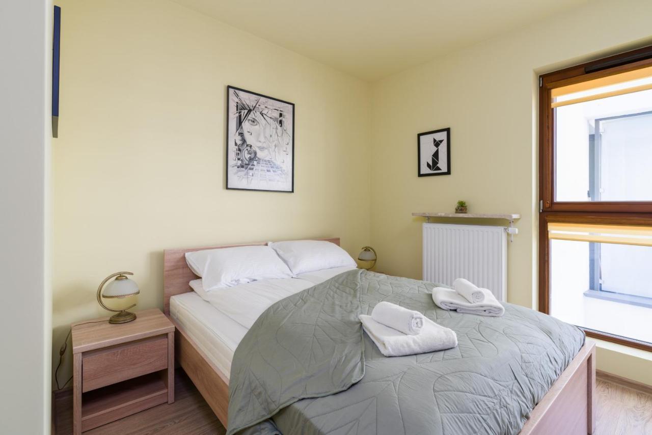Bukowska 18 Apartments Mtp Poznan By Noclegi Renters Luaran gambar
