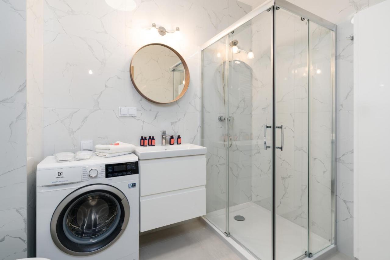 Bukowska 18 Apartments Mtp Poznan By Noclegi Renters Luaran gambar